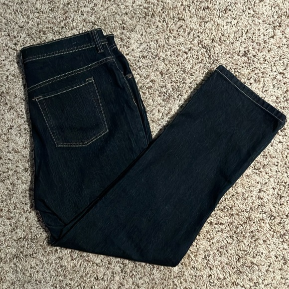 Size 12 Gloria Vanderbilt “Amanda” jeans - Picture 1 of 3